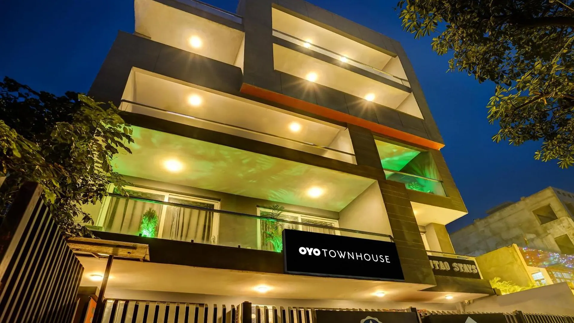 Townhouse Pantao Stays Gurgaon 4*,