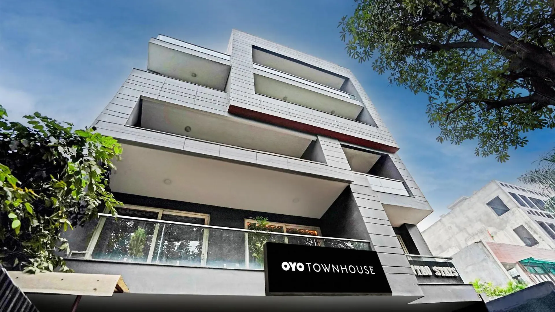 Townhouse Pantao Stays Gurgaon Indien