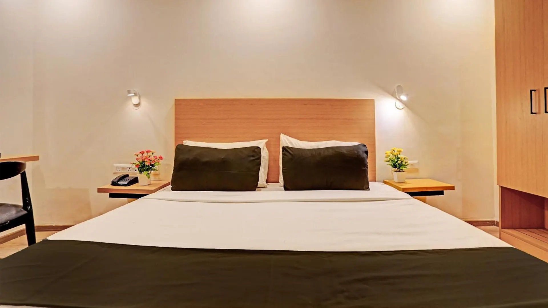 Townhouse Pantao Stays Gurgaon